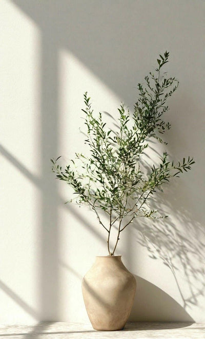 ARTIFICAL PLANTS & VASES